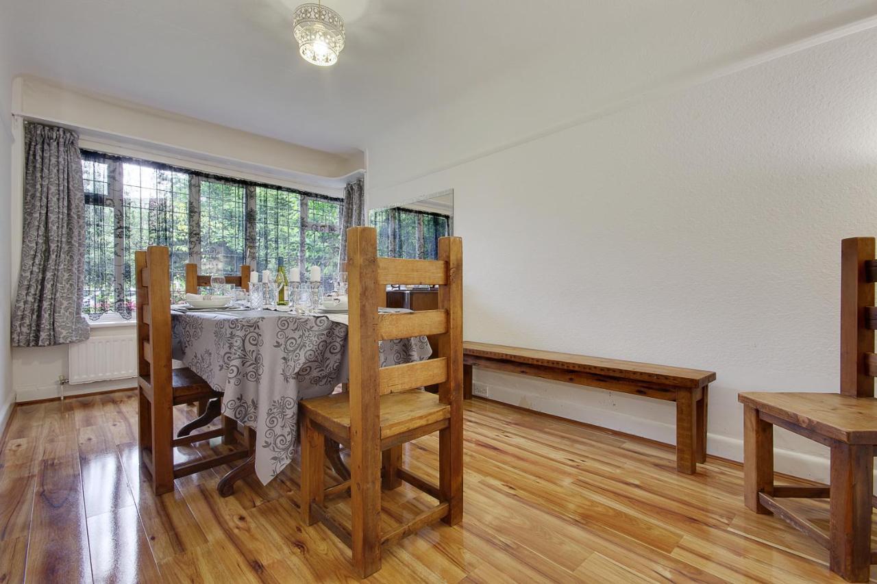 Cragside Villa With Hot Tub Μπόρνμουθ Εξωτερικό φωτογραφία