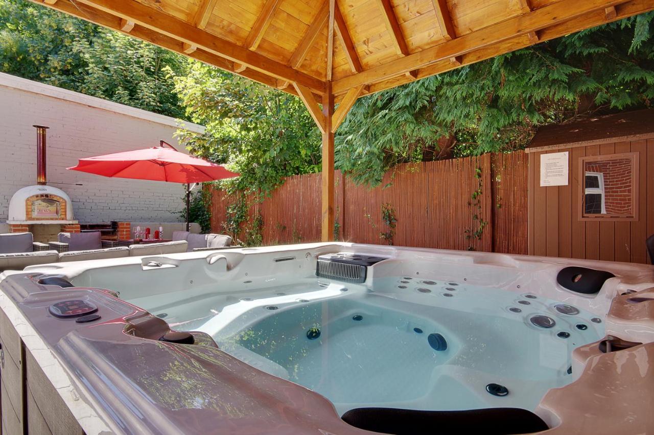 Cragside Villa With Hot Tub Μπόρνμουθ Εξωτερικό φωτογραφία