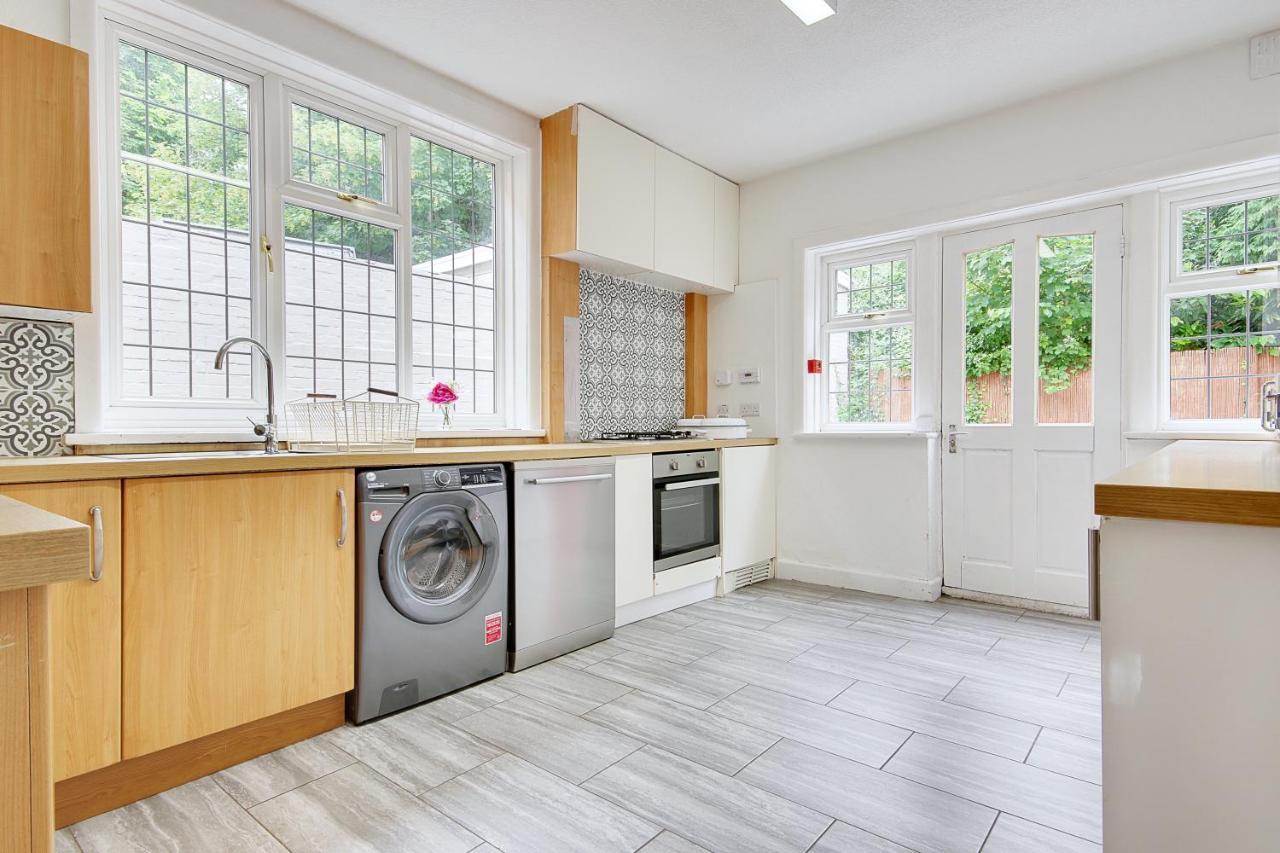 Cragside Villa With Hot Tub Μπόρνμουθ Εξωτερικό φωτογραφία