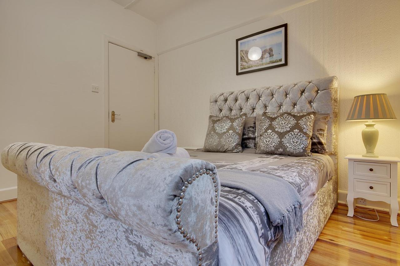 Cragside Villa With Hot Tub Μπόρνμουθ Εξωτερικό φωτογραφία